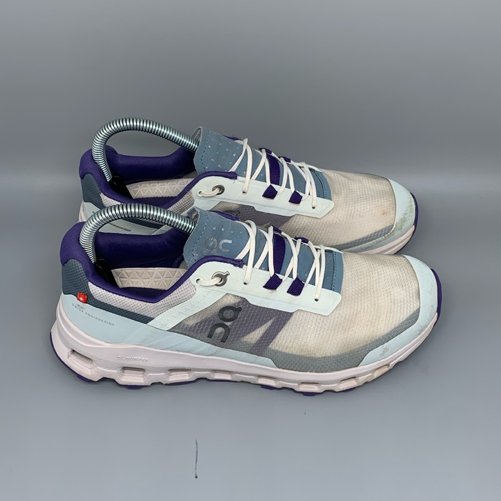 On Cloudvista White Purple Trail Shoes‎ Women's Sz 8.5